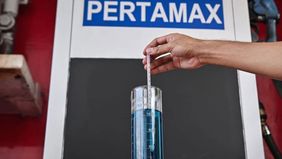 Direktur Perencanaan dan Pertumbuhan Bisnis Pertamina Patra Niaga, Joko Pranoto, mengungkapkan bahwa harga bahan bakar minyak (BBM) dan avtur di Indonesia tergolong sangat kompetitif serta lebih murah jika dibandingkan dengan negara tetangga.