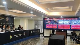 Rekaman CCTV Ungkap Detik-detik Pergerakan Sutrimo Sebelum Dievakuasi ke RS