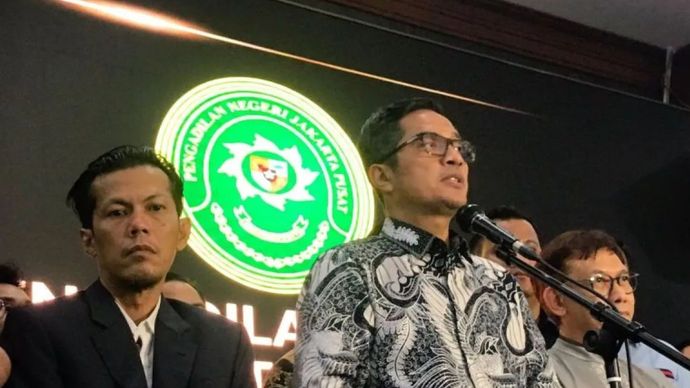 Kuasa hukum mantan Jaksa Agung Muda Tindak Pidana Khusus (Jampidsus) Febrie Adriansyah, Febri Diansyah, memberikan keterangan di Pengadilan Tipikor Jakarta, Rabu (7/10/2026).