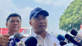Menteri Sekretaris Negara (Mensesneg) Prasetyo Hadi menyampaikan bahwa panitia peringatan HUT ke-81 Kemerdekaan Republik Indonesia mulai mendistribusikan undangan resmi kepada para mantan presiden dan wakil presiden, termasuk keluarga mereka