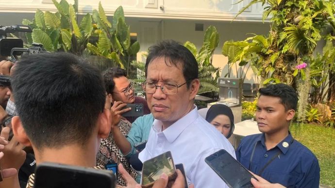 Menteri Keuangan Purbaya Yudhi Sadewa memberi keterangan pada awak media di Kompleks Istana Kepresidenan, Jakarta, Kamis (23/7/2026