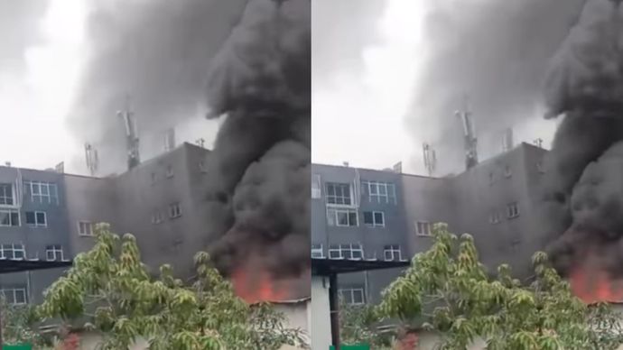 Sebuah gudang oli dilaporkan terbakar.