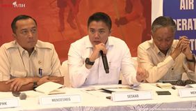 Sekretaris Kabinet (Seskab) Teddy Indra Wijaya menegaskan bahwa pemerintah pusat telah bergerak cepat sejak detik pertama dalam menangani bencana hidrometeorologi yang melanda wilayah Sumatra.