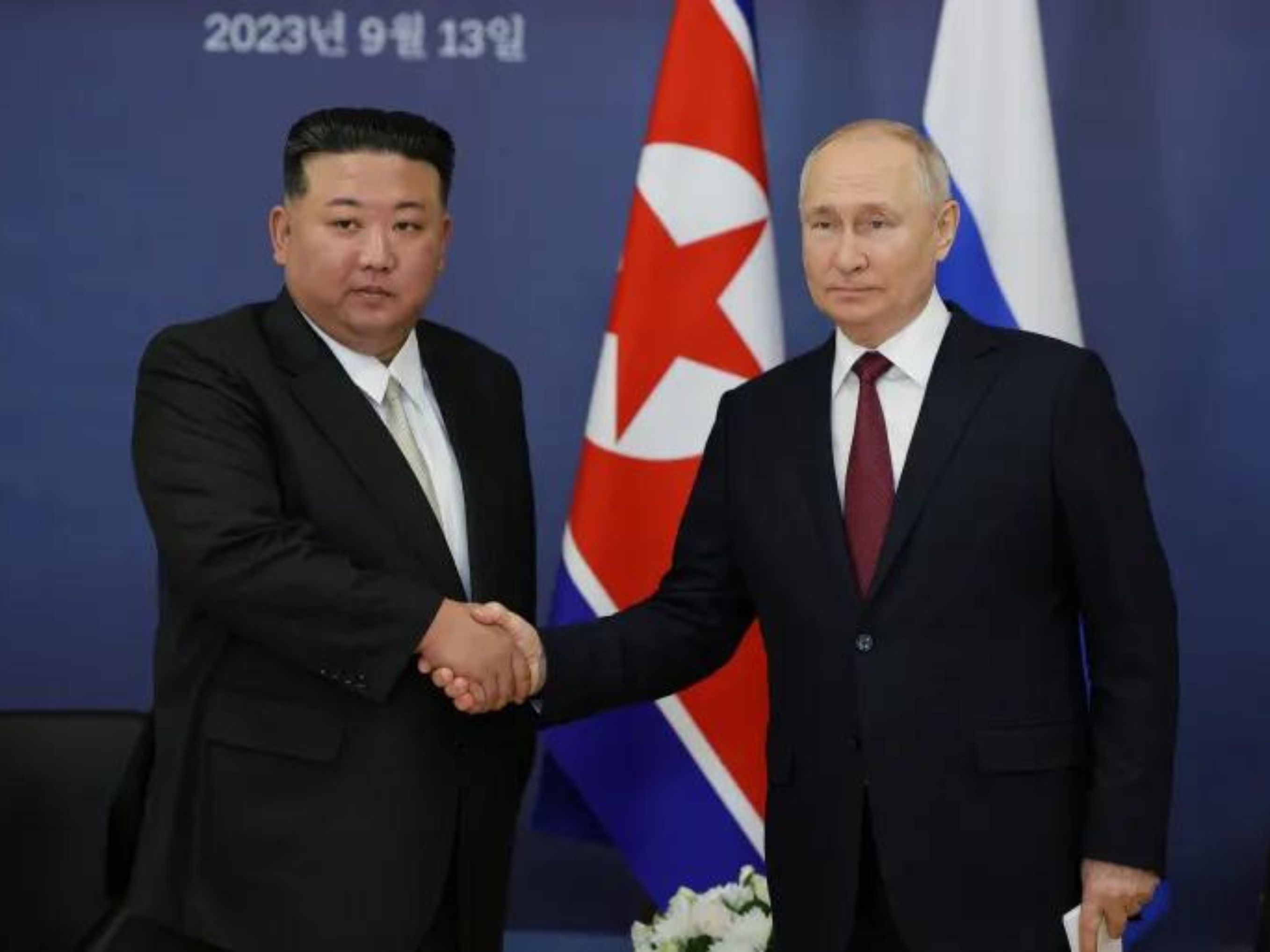 Kim Jong Un dan Vladimir Putin <b>(Vladimir Smirnov/Pool via Reuters)</b>