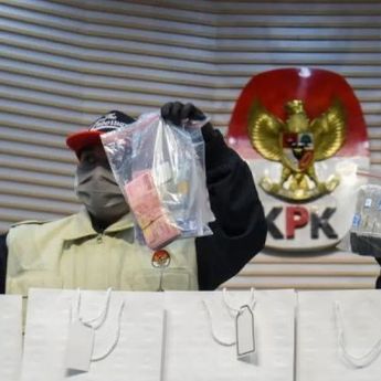 KPK Sita Rp610 Juta dari Kasus Pemerasan THR Bupati Cilacap