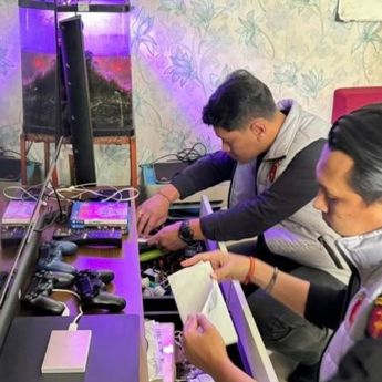 Kejati DKI Geledah Rumah 2 Tersangka Kasus Korupsi Pembiayaan Fiktif