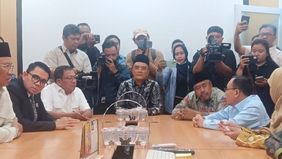 Panitia Khusus (Pansus) Haji DPR menemukan fakta mengejutkan tentang besarnya biaya yang harus dikeluarkan oleh calon jemaah haji melalui jalur khusus.