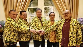 DPP Golkar akan mengadakan rapat pleno pada Selasa, 13 Agustus 2024 malam nanti untuk menunjuk Plt Ketua Umum yang akan menggantikan Airlangga Hartarto. 