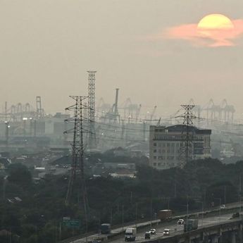 Udara Jakarta Tidak Sehat Bagi Kelompok Sensitif