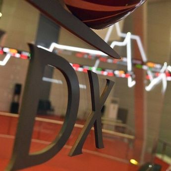 IHSG Dibuka Melemah, Rupiah Masih di Atas Rp16.000 per Dolar AS