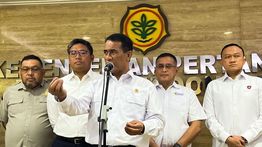 Mentan Amran Cabut Izin 2.039 Kios Pupuk Subsidi Nakal, Rugikan Petani Rp6 Triliun