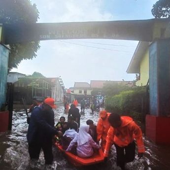 Daftar 55 RT di Jakarta Selatan yang Masih Banjir, Mampang Tertinggi
