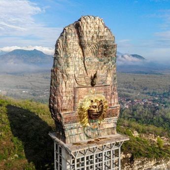 Geledah Kantor Kontraktor Monumen Reog, KPK Sita Senjata Api