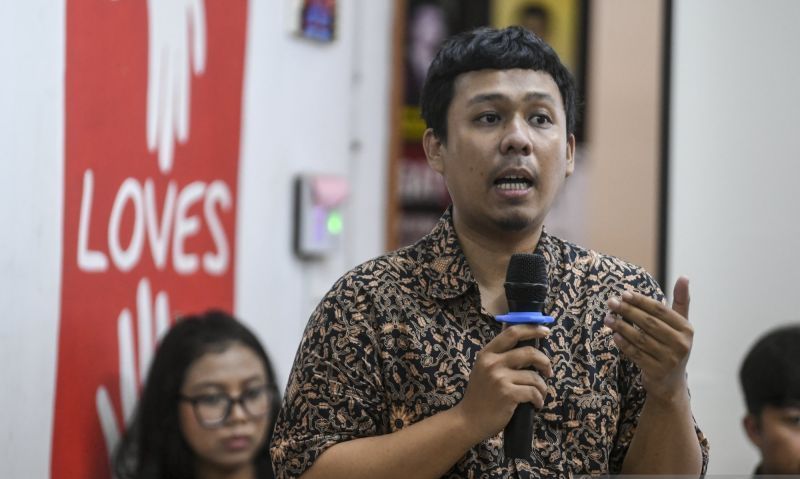 Koordinator Kontras Dimas Bagus Arya.  <b>(ANTARA FOTO/Hafidz Mubarak A/nz)</b>