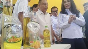 Wakil Ketua DPR RI, Sufmi Dasco Ahmad, mendesak pemerintah segera menarik produk minyak goreng yang volumenya tidak sesuai takaran dari pasaran, termasuk Minyakita maupun merek lainnya.