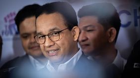 Pegiat media sosial Denny Siregar menduga bahwa Anies Baswedan, mantan calon presiden (capres) nomor urut satu di Pilpres 2024, mungkin akan bergabung dengan Partai Demokrasi Indonesia Perjuangan (PDIP) sebagai kader.