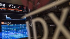 Indeks Harga Saham Gabungan (IHSG) Bursa Efek Indonesia (BEI) pada Jumat pagi (18/10) bergerak naik mengikuti penguatan bursa saham kawasan Asia dan global.
