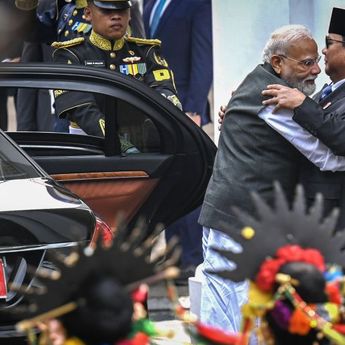 Prabowo Anugerahkan Bintang Adipurna ke PM India Narendra Modi