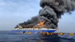 10 Ambulans Standby di Pelabuhan Manado Buat Evakuasi Penumpang KM Barcelona