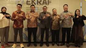 Menteri Ekonomi Kreatif, Teuku Riefky Harsya, menerima kunjungan audiensi jajaran direksi Nusantara TV (NTV) pada Senin, 11 Agustus 2025. 
