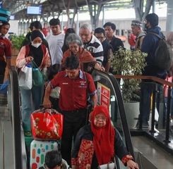 Arus Balik Lebaran 2026 Meningkat, Tiket Kereta Api Terjual 96,5 Persen