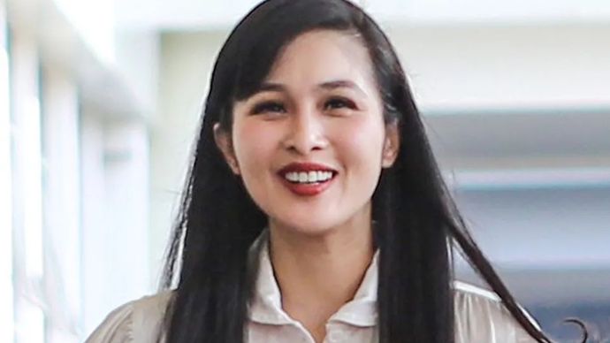 Sandra Dewi saat diperiksa Kejaksaan Agung terkait kasus suaminya Harvey Moeis dengan dugaan korupsi tata niaga timah di wilayah Izin Usaha Pertambangan (IUP) PT Timah tahun 2015-2022.