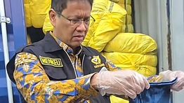 Purbaya Sidak Gudang Pabean Cikarang: Jangan Ada Lagi Impor Pakaian Ilegal!