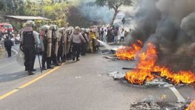 Amnesty International Indonesia mendesak aparat untuk mengusut tuntas pembubaran paksa aksi damai di Yogyakarta yang terjadi di depan markas kepolisian setempat. Insiden tersebut sempat memicu kericuhan setelah muncul massa tandingan yang membubarkan