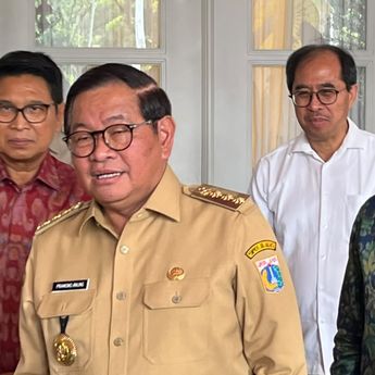 Pramono Bakal Minta Ganti Rugi ke Penimbun Sampah Ilegal Usai Petugas Damkar Meninggal