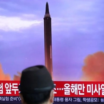 Korsel Gelar Rapat Darurat Usai Korut Luncurkan Rudal ke Laut Jepang