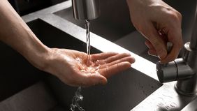 PAM Jaya bakal memastikan air di 53 kelurahan meliputi Jakarta Timur, Jakarta Utara dan Jakarta Pusat dimulai sejak Jumat 31 Oktober 2025 pukul 22.00 WIB Hingga Sabtu dini hari, 1 November 2025 pukul 22.00 WIB.