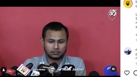 Penyiraman air keras juga menyisakan trauma yang mendalam bagi Faisal Halim dan keluarga. 