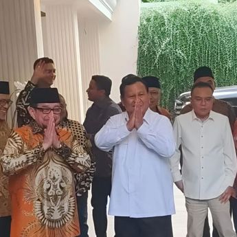 Sambut Ketua Dewan Syuro PKS Salim Segaf, Prabowo: Kawan Lama Ketemu Lagi