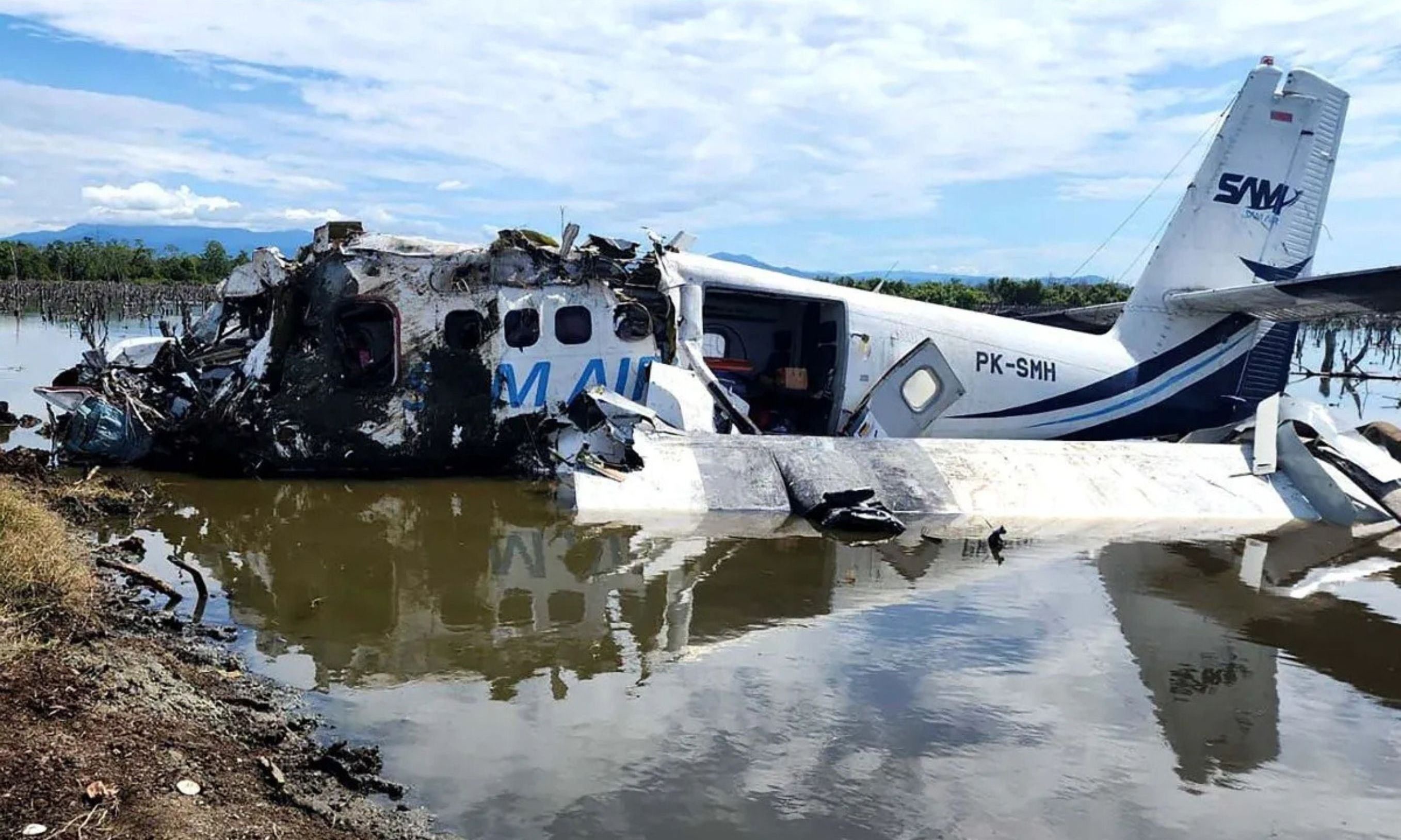 Pesawat SAM AIR Jatuh di Gorontalo <b>(ANTARA)</b>