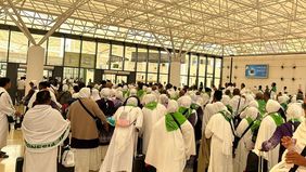 Kantor Imigrasi Kelas I Khusus TPI Soekarno-Hatta menunda keberangkatan 13 Warga Negara Indonesia (WNI) yang diduga akan berangkat haji non prosedural melalui Bandara Internasional Soekarno-Hatta.