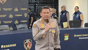 Seorang pria berinisial JMH (31) yang melakukan penganiayaan terhadap tiga pegawai SPBU di kawasan Cipinang, Pulogadung, Jakarta Timur, pada Minggu, 22 Februari 2026, kini terancam pidana penjara hingga dua tahun.