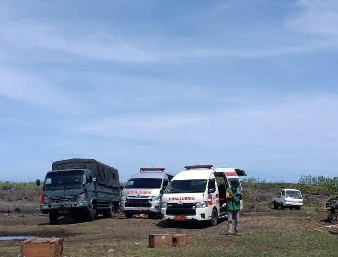 Sebuah ledakan hebat terjadi saat pemusnahan amunisi kedaluwarsa di Desa Sagara, Kecamatan Cibalong, Kabupaten Garut, Jawa Barat, Senin 12 Mei 2025./Ist