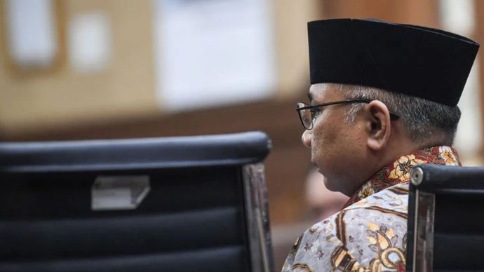 Arsip, Terdakwa kasus dugaan korupsi kuota haji Yaqut Cholil Qoumas mengikuti sidang dengan agenda tanggapan perlawanan Jaksa Penuntut Umum (JPU) KPK di Pengadilan Tipikor, Jakarta, Jumat (21/8/2026). Dalam tanggapannya, JPU KPK meminta Majelis Hakim agar menolak seluruh nota perlawanan hukum atau eksepsi yang diajukan oleh tim penasihat hukum mantan Menteri Agama Yaqut Cholil Qoumas.