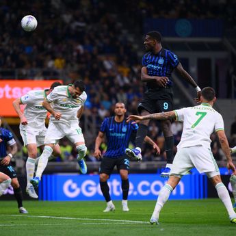 Inter Milan Kokoh di Puncak Usai Bantai AS Roma