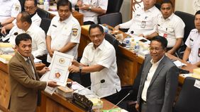 Wakil Ketua Badan Legislasi (Baleg) DPR, Achmad Baidowi, menanggapi berbagai pandangan yang menyebut Baleg dan pemerintah mengabaikan putusan Mahkamah Konstitusi (MK) terkait syarat pencalonan partai politik di Pilkada 2024.