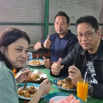 Momen Santai Purbaya Usai Tak Jadi Menkeu, Sarapan Kupat Tahu hingga Foto Bareng Warga