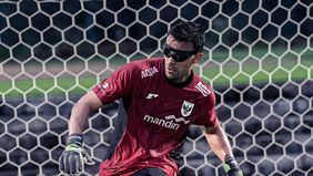 Kiper Timnas Indonesia, Emil Audero tengah mencuri perhatian saat menjalani latihan perdana jelang Kualifikasi Piala Dunia 2026 Zona Asia.