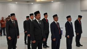 Direktur Jenderal Kekayaan Intelektual Kementerian Hukum, Razilu melantik 10 komisioner baru Lembaga Manajemen Kolektif Nasional (LMKN) untuk periode 2025–2028 pada Jumat, 8 Agustus 2025.