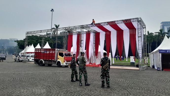 Persiapan HUT TNI di Monas