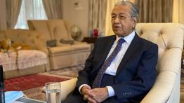 Eks PM Malaysia Mahathir Mohamad Jalani Perawatan Akibat Infeksi Pernapasan