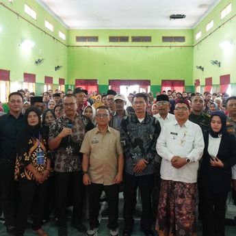 Tim Sosialisasi Program Makan Bergizi Gratis Hadir di Desa Soditan Rembang