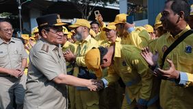 Gubernur DKI Jakarta, Pramono Anung meminta Pasukan Kuning Dinas Bina Marga bekerja lebih proaktif dalam menjaga kondisi infrastruktur jalan di Jakarta.