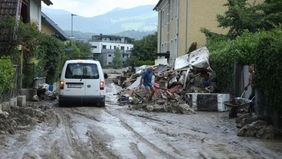 Selama dua minggu terakhir, Austria dihantam banjir dan telah menewaskan sebanyak enam orang dan ditemukan di Sungai Danube dekat Kota Marbach.