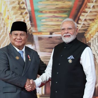 Momen Hangat PM Modi Peluk Prabowo di KTT BRICS, Simbol Persahabatan Indonesia-India