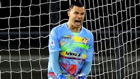 Pelatih Hellas Verona, Paolo Zanetti merasa jengkel dengan penampilan kiper Cremonese Emil Audero setelah melakukan sejumlah penyelamatan krusial.
